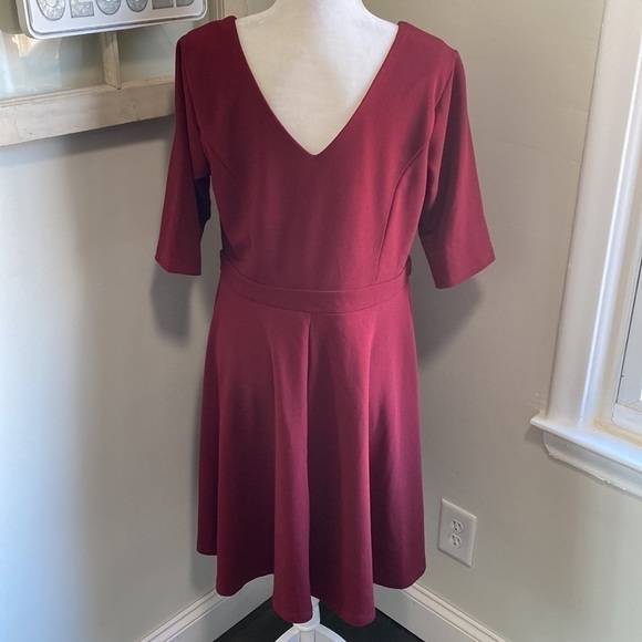 City Chic Cross-Neck Skater Dress - Picture 6 of 9